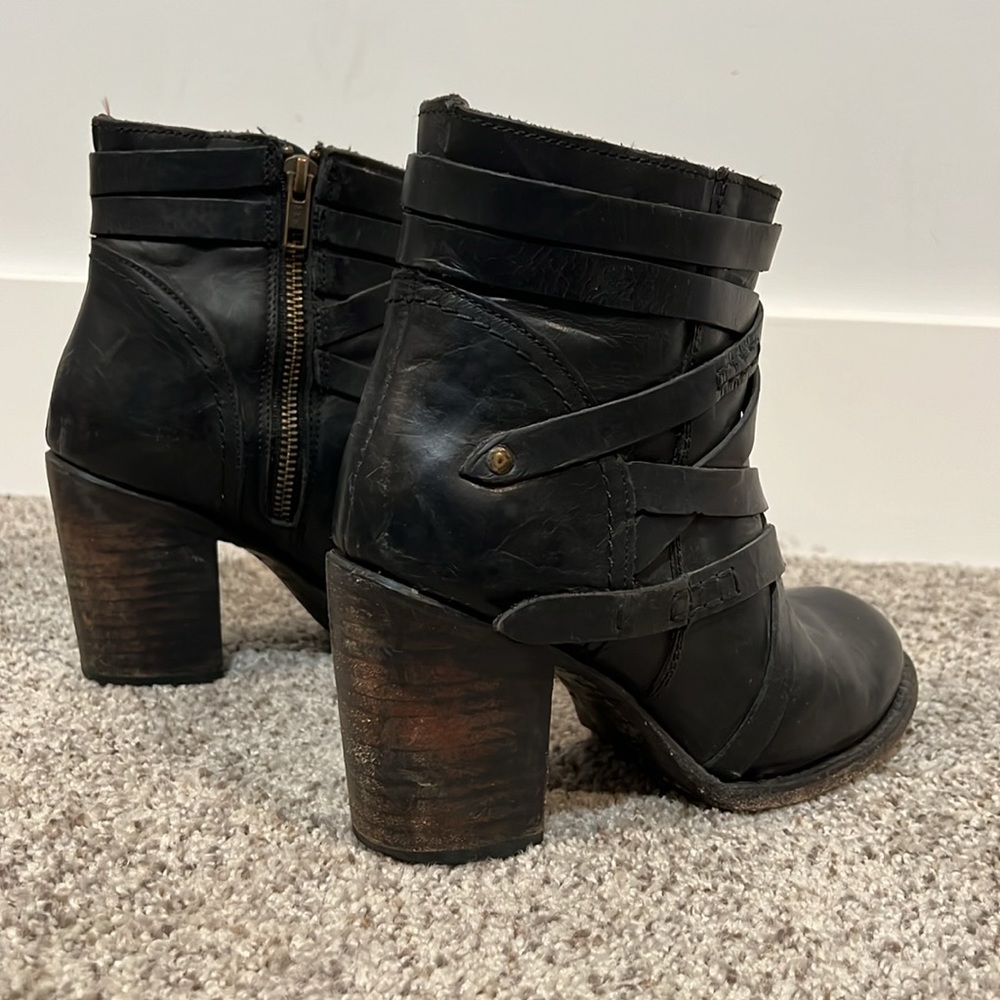 FREEBIRD BY STEVEN BLACK GEM BOOTS SZ 7